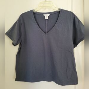 Athleta Crop Tee Shirt V-Neck Boxy Medium Gray